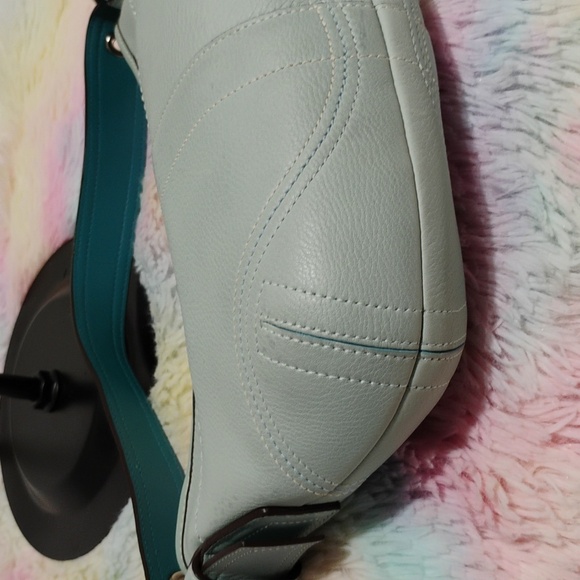 Authentic Coach Y2K Small Blue Pebbled Leather Shoulder Bag - Picture 7 of 16